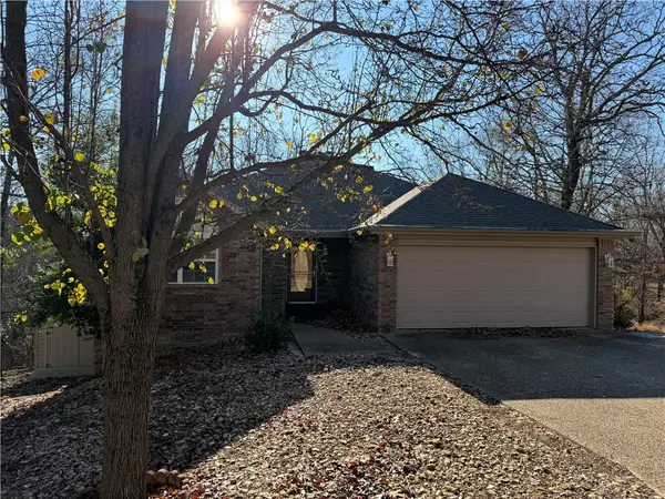 5 Wickham Lane, Bella Vista, AR 72714