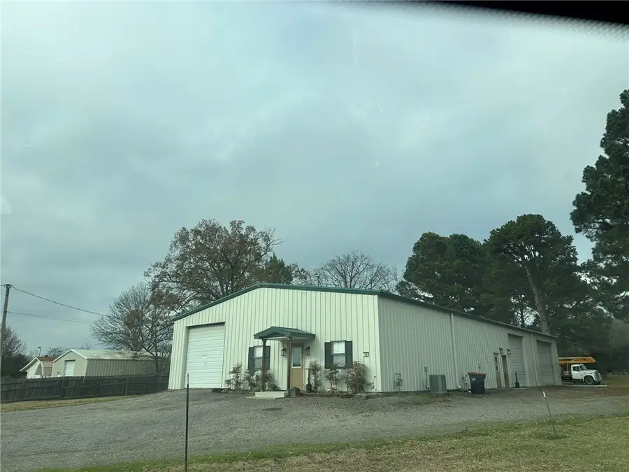 290 Bradley Cove Road, Russellville, AR 72802 - Image #2