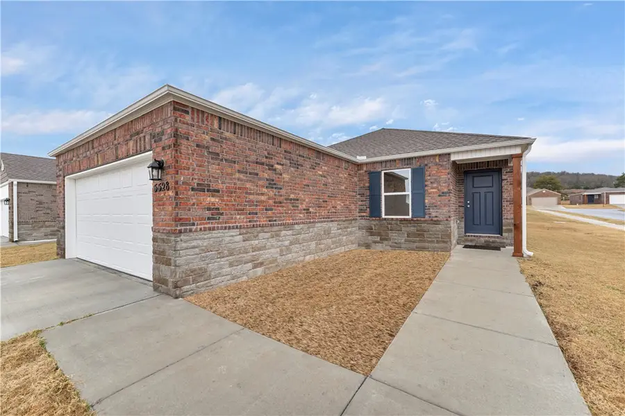 5528 Steamboat Avenue, Springdale, AR 72764 - Image #2