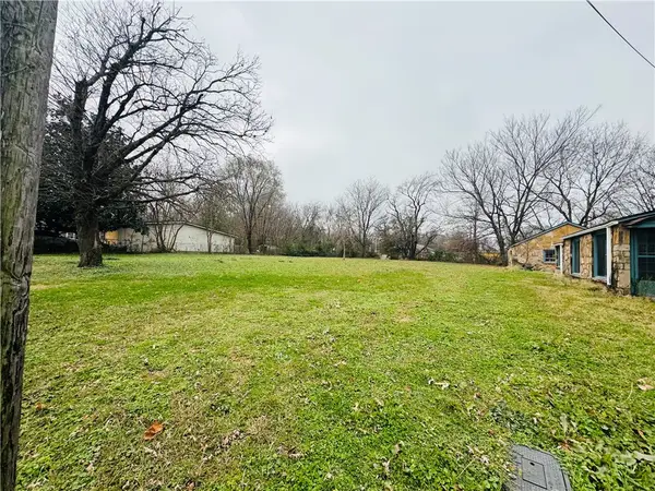 2nd Street, Decatur, AR 72722