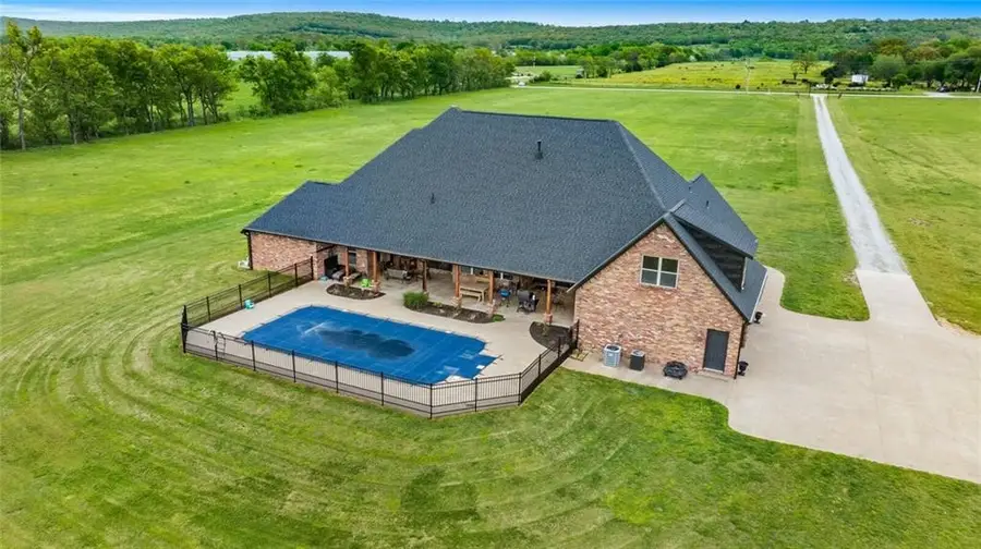 10277 Highway 59, Summers, AR 72769 - Image #2