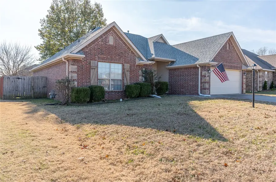 1363 Red Oak Drive, Alma, AR 72921 - Image #2