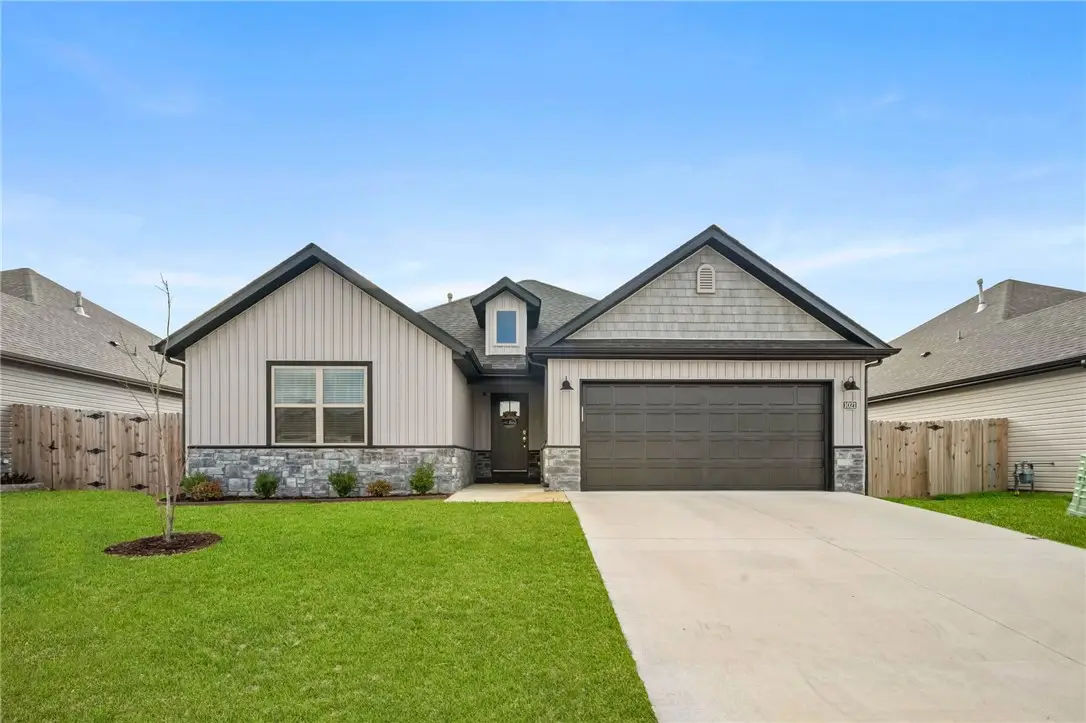 1021 Monarch Road, Centerton, AR 72719 - Image #1