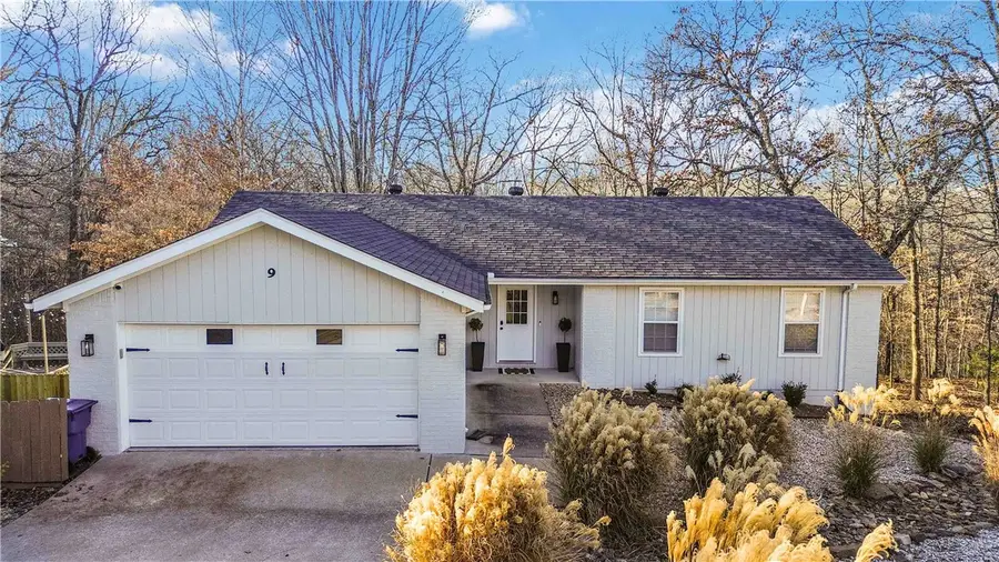 9 Whitton Lane, Bella Vista, AR 72714 - Image #2