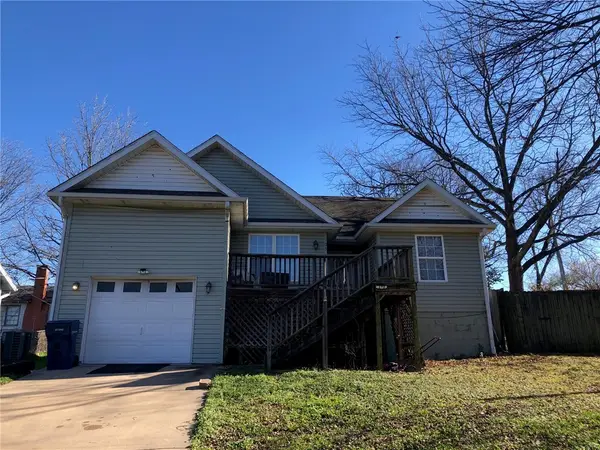 105 Cameron Street, Siloam Springs, AR 72761