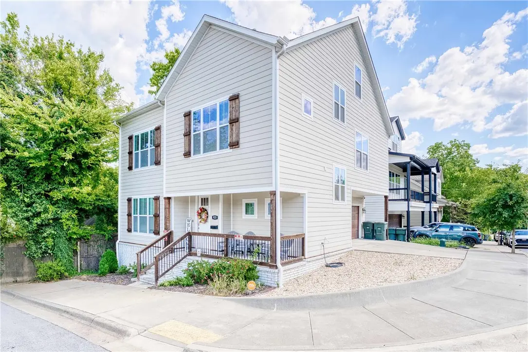925 W Eagle Street, Fayetteville, AR 72701 - Image #1