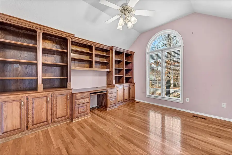 21 Dunvegan Drive, Bella Vista, AR 72715 - Image #2