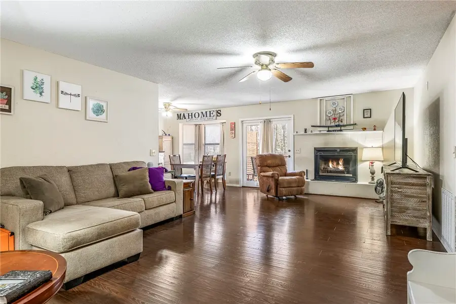 3 Holt Lane, Bella Vista, AR 72715 - Image #2