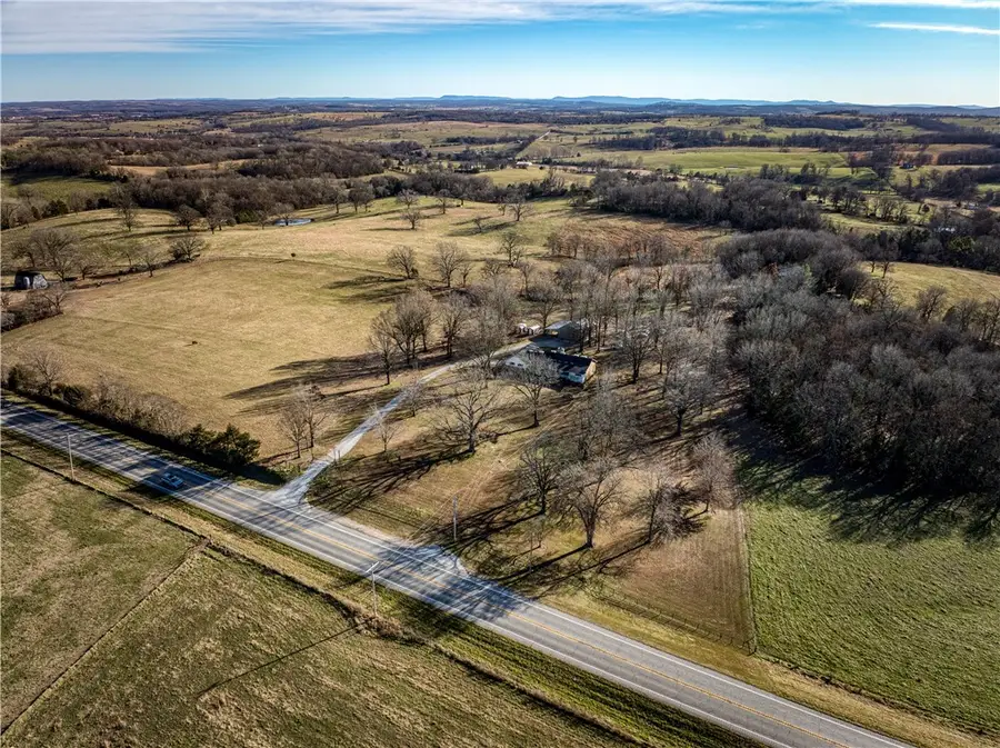 8764 E 62 Highway, Harrison, AR 72601 - Image #2