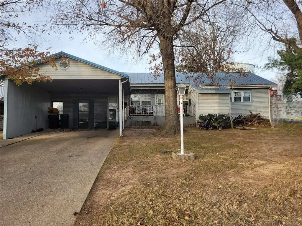 815 W Smythe Avenue, Harrison, AR 72601 - Image #1