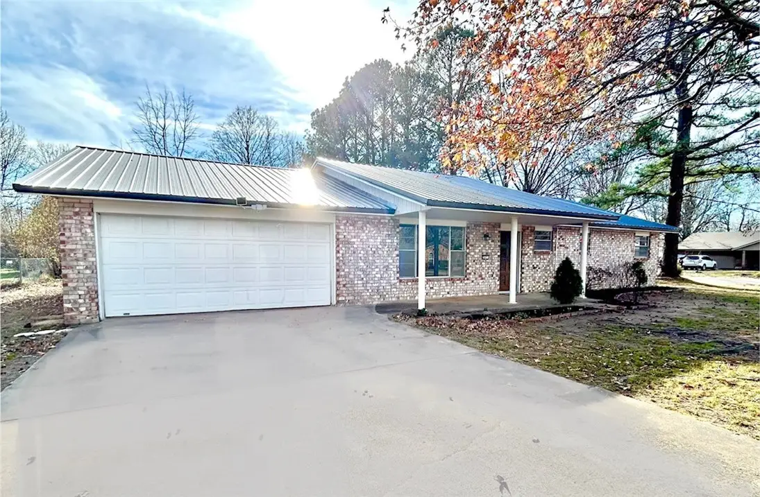 307 Terry Avenue, Springdale, AR 72764 - Image #1