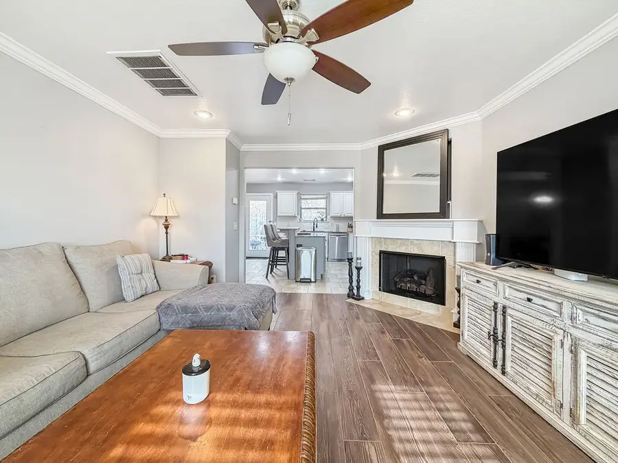 4403 W Murfield Drive, Rogers, AR 72758 - Image #2