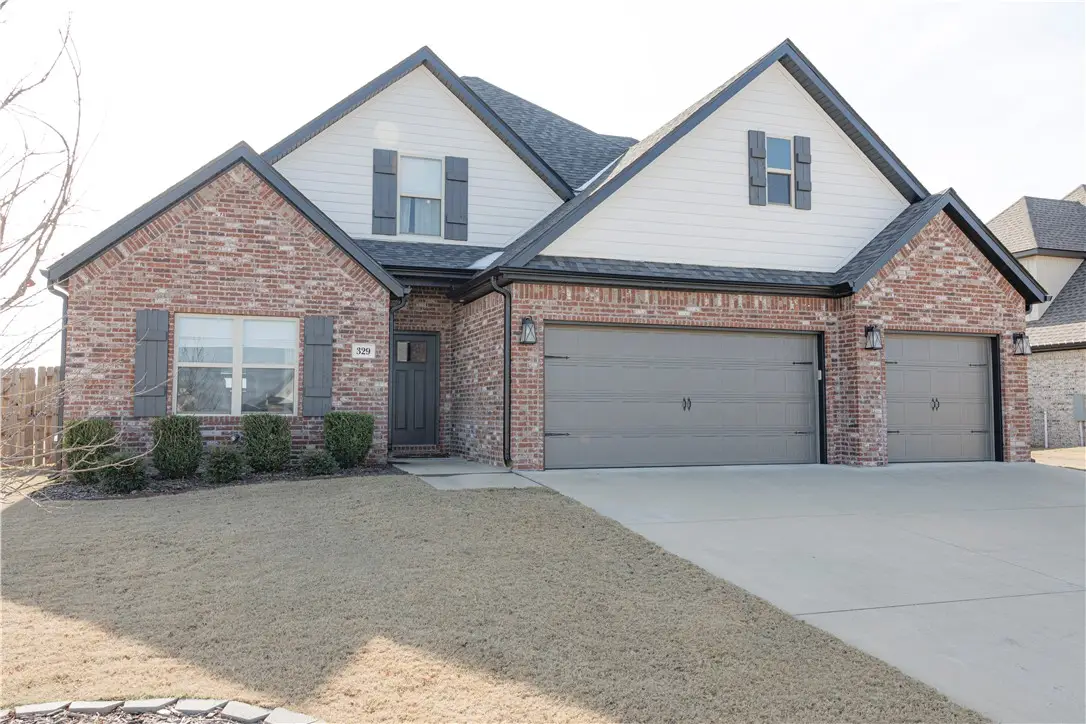 329 Ceola Avenue, Tontitown, AR 72762 - Image #1