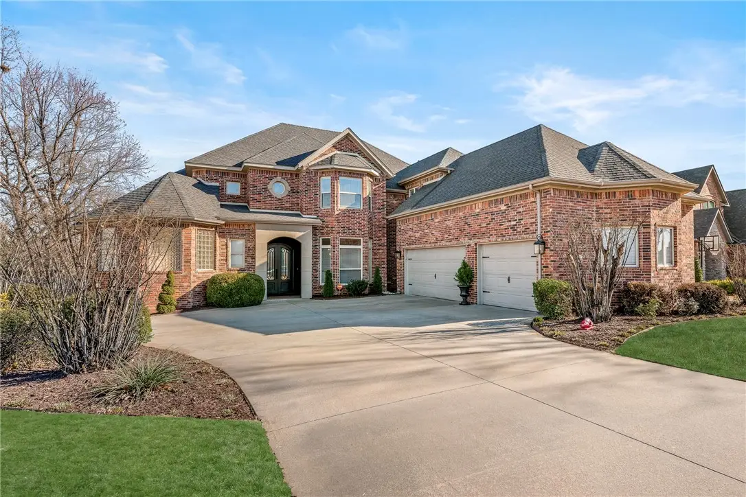 5209 S Sloan Circle, Rogers, AR 72758 - Image #1