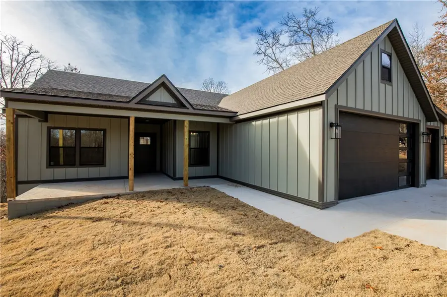 15 Kenninghall Lane, Bella Vista, AR 72715 - Image #2