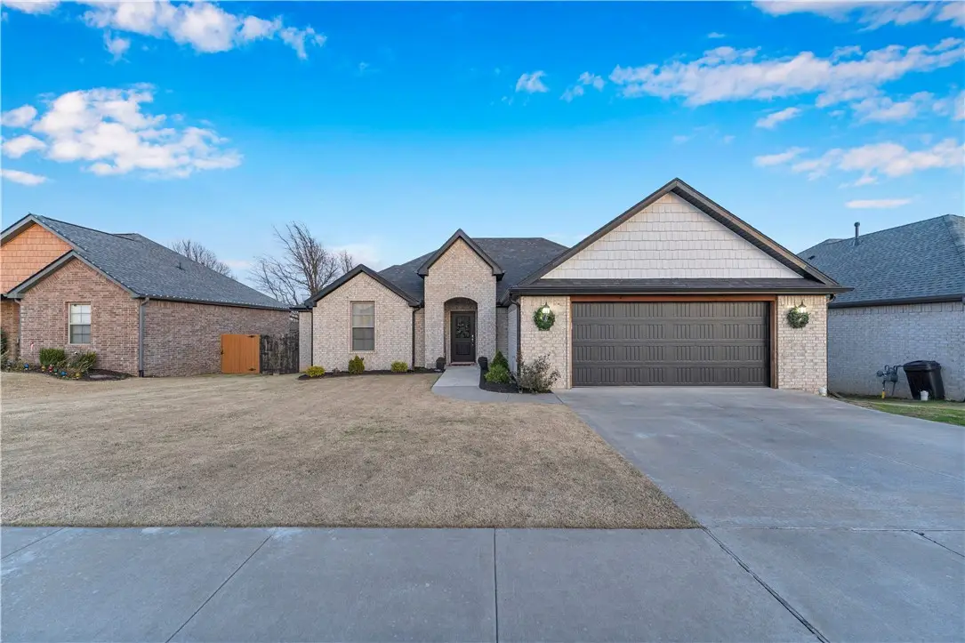 410 Brooke Street, Tontitown, AR 72762 - Image #1