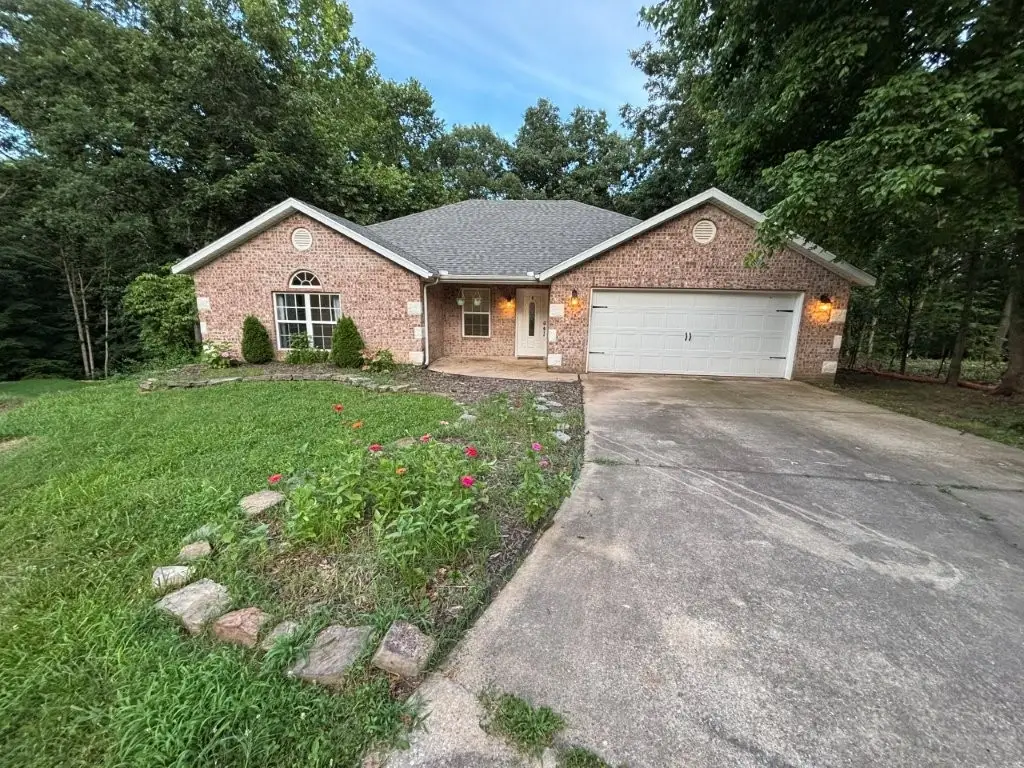 6 Hart Lane, Bella Vista, AR 72714 - Image #1