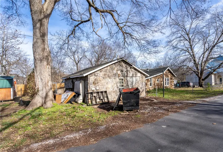 220 S Black Avenue, Sulphur Springs, AR 72768 - Image #3