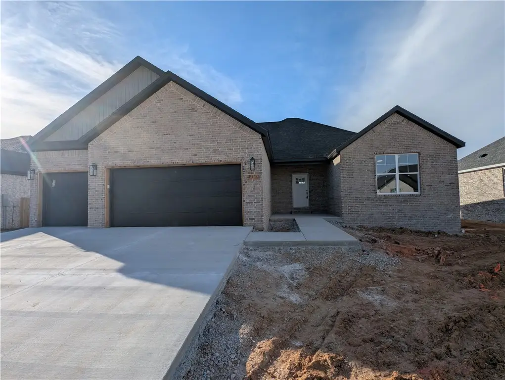 4910 Farmhouse Street, Springdale, AR 72762 - Image #1