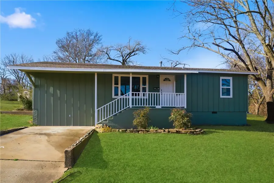 1126 S 2nd Street, Stilwell, OK 74960 - #2