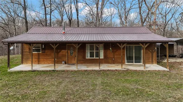 8336 Farm Road 2282, Seligman, MO 65745