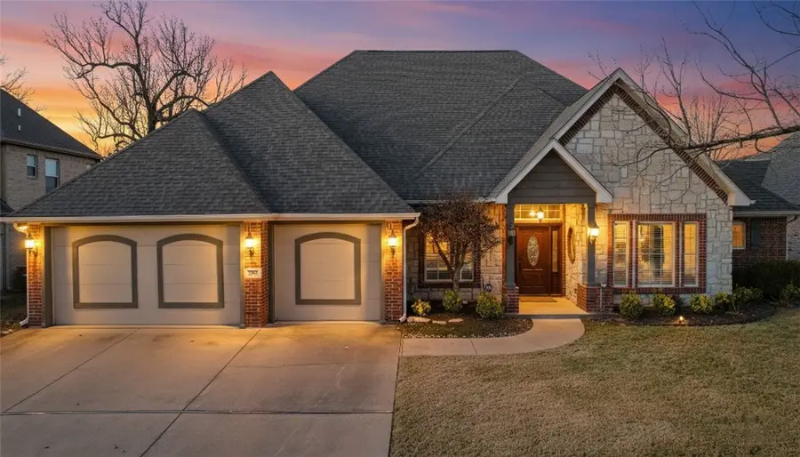 5205 S Bent Tree Drive, Rogers, AR 72758 - Image #2