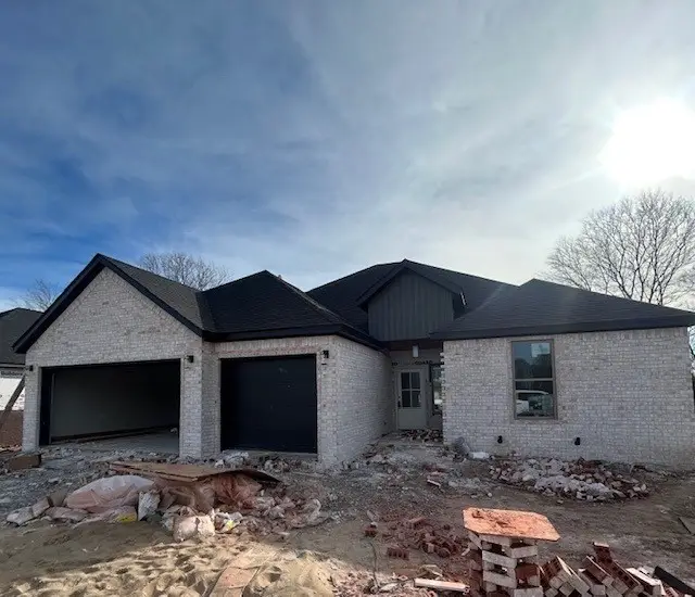 808 W Kelley Ann Street, Siloam Springs, AR 72761 - Image #3