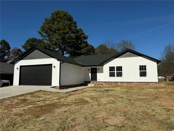 1018 E Norristown Circle, Russellville, AR 72802