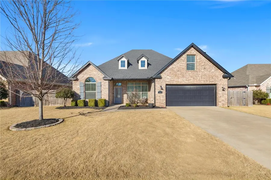 254 N Penzo Avenue, Tontitown, AR 72762 - Image #2