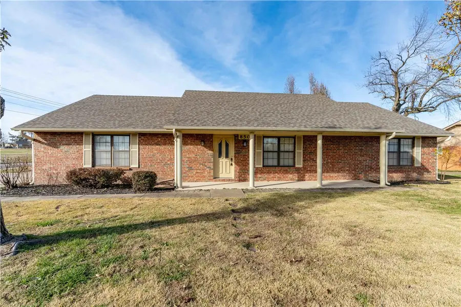 850 S Chateau Drive, Rogers, AR 72758 - Image #3