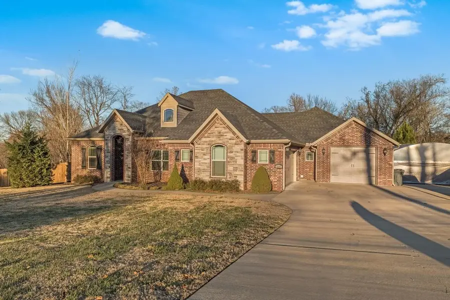12192 Lost Oak Drive, Bentonville, AR 72712 - Image #2