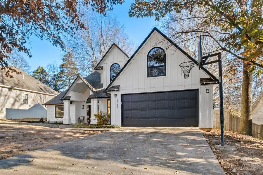 2784 N Raintree Drive, Fayetteville, AR 72703 - Image #2