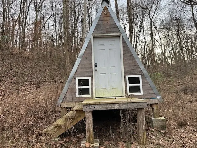 18 Nc 8634, Parthenon, AR 72666 - Image #1