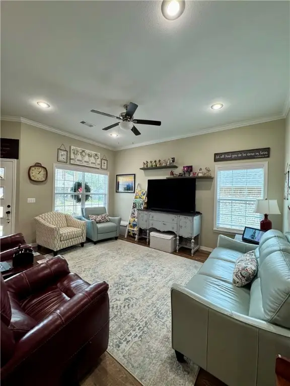 135 Harbor Circle, Russellville, AR 72802 - Image #3