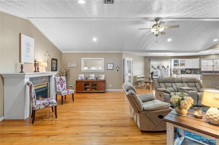 13730 Cozy Corners Road, Siloam Springs, AR 72761 - Image #2