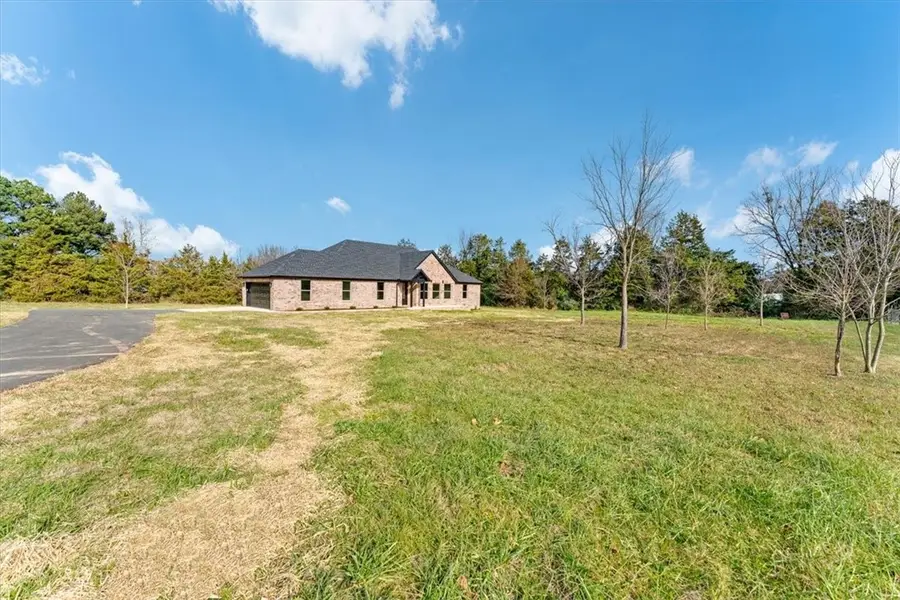 216 Oneal Lane, Elkins, AR 72727 - Image #2