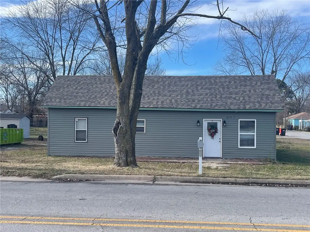 802 Powell Street, Springdale, AR 72764 - Image #1