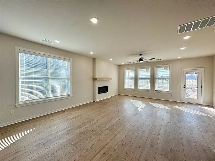 2743 Relaxation Avenue, Springdale, AR 72764 - Image #3