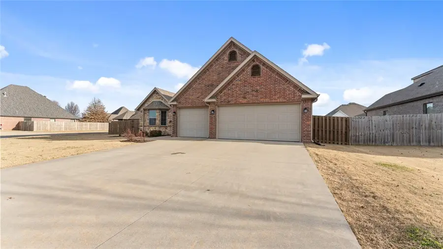 4201 SW Flagstone Boulevard, Bentonville, AR 72713 - Image #3