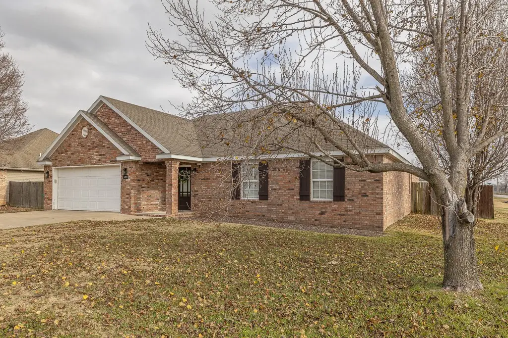 570 Bonanza Street, Centerton, AR 72719 - Image #1