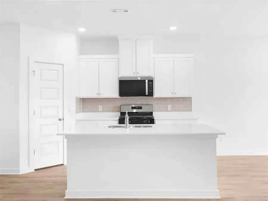 435 S Neon Avenue, Fayetteville, AR 72704 - Image #3