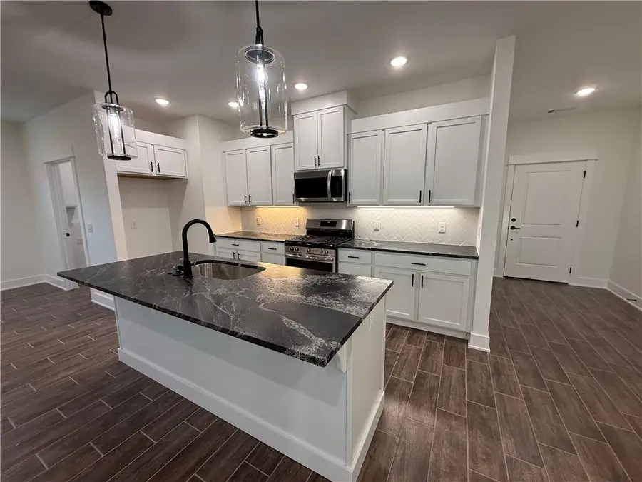 88 W Gilpin Street, Farmington, AR 72730 - Image #2