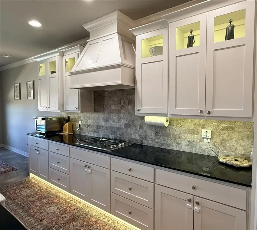 18317 Astor Drive, Fayetteville, AR 72704 - Image #2