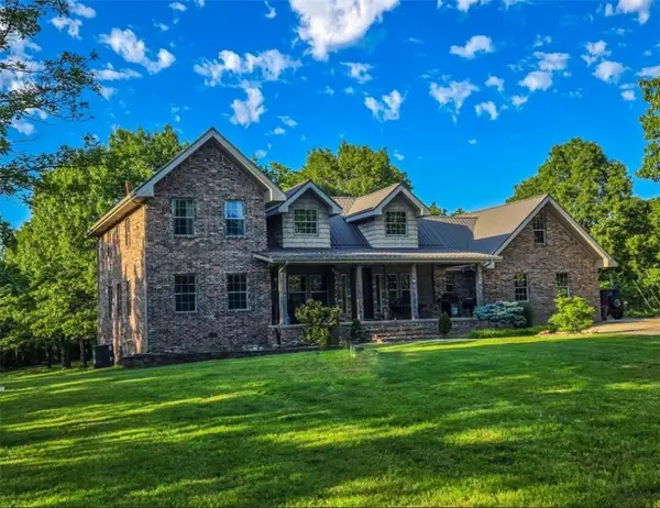 4342 Harmon Road, Harrison, AR 72601