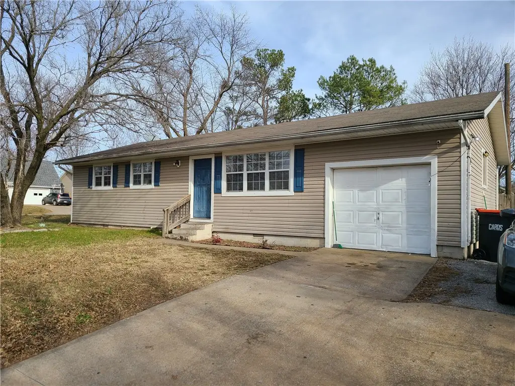 1803 40th Street, Springdale, AR 72762 - Image #1