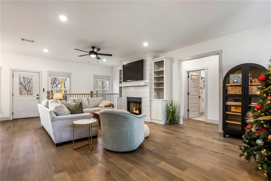 10 Brunswick Drive, Bella Vista, AR 72715 - Image #2