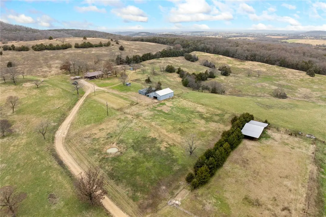654 County Road 637, Berryville, AR 72616 - Image #1