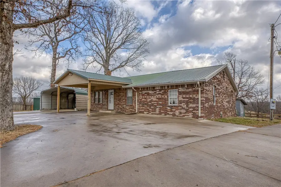 327 Pendergraft Road, Noel, MO 64854 - Image #3