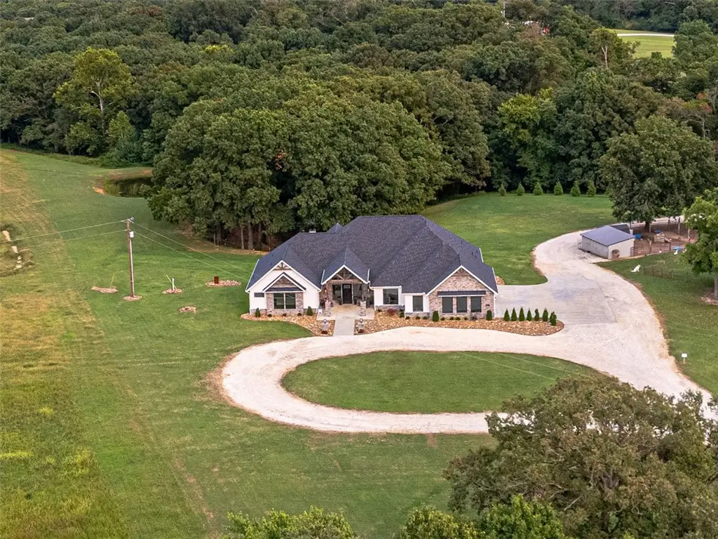 12188 Bedrock Lane, Bentonville, AR 72712 - Image #1