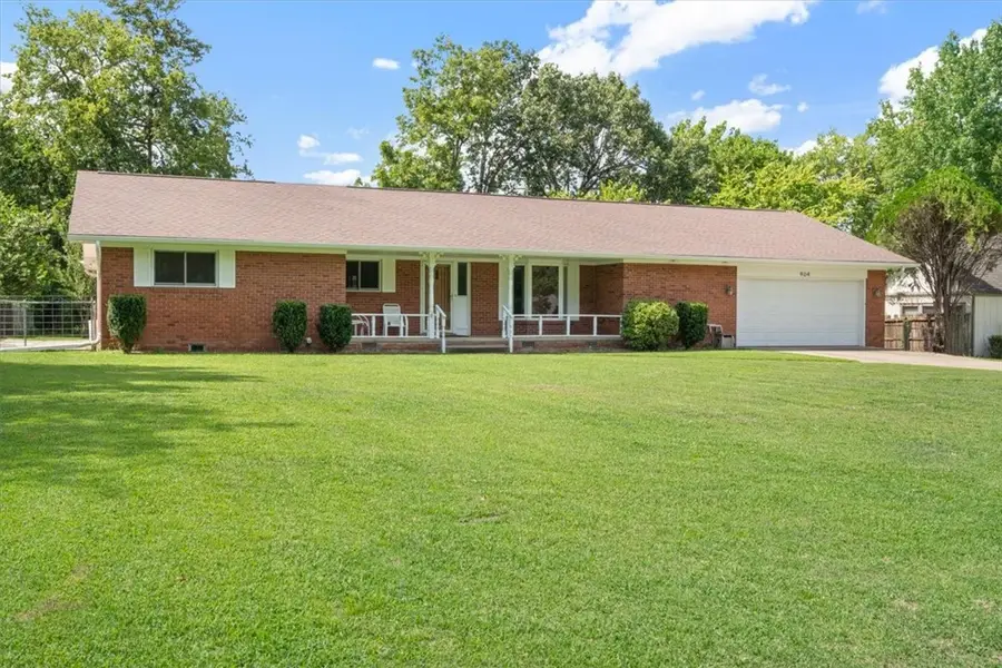 904 Elgin Street, Siloam Springs, AR 72761 - Image #3
